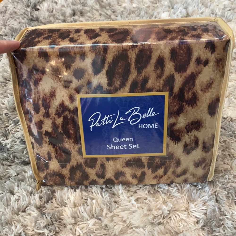 4 Piece Patti La Belle Leopard Queen Sheet Set